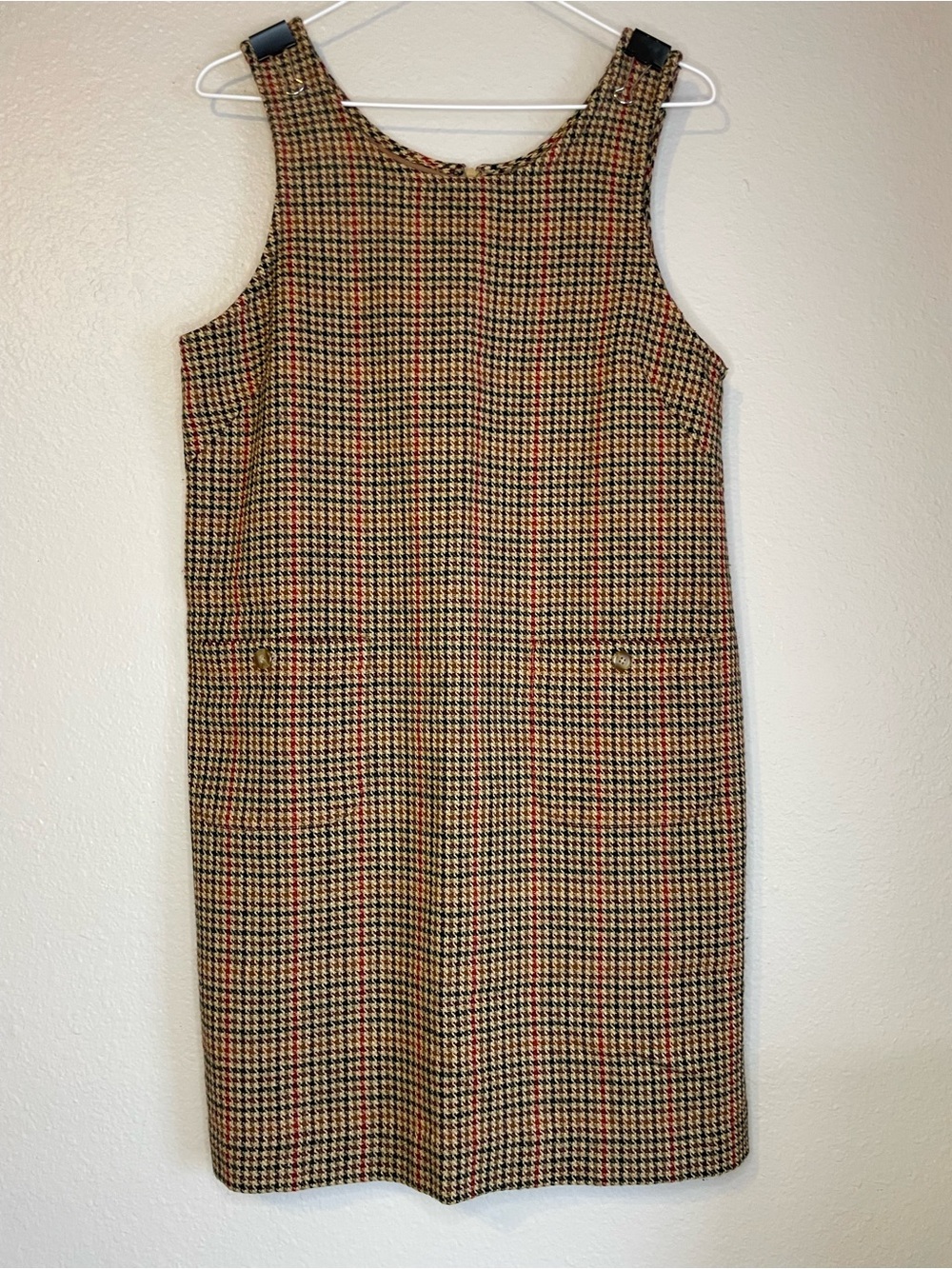Talbots Houndstooth Sleeveless Shift Dress in Tan, Black and Red